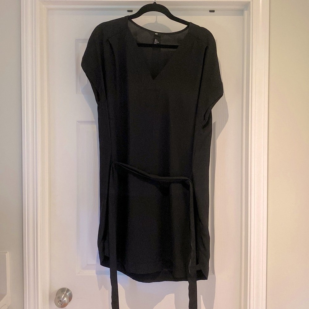 Black tunic dress